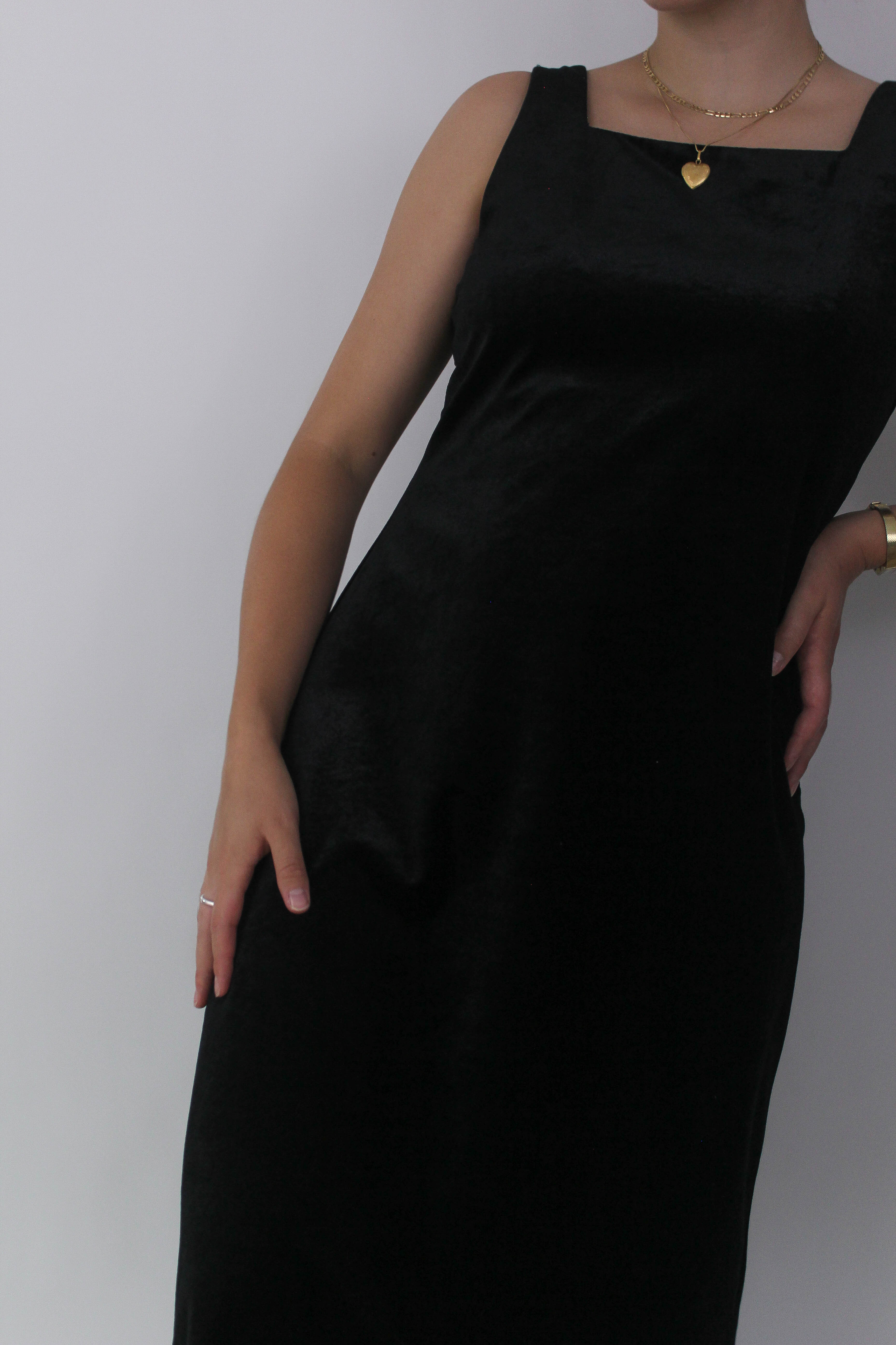 Vintage Black Velvet Mid-Length Dress